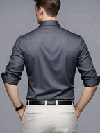 Classic Wrinkle-Free Dress Shirt – Tailored for Modern Gentlemen